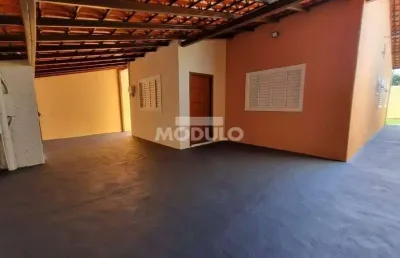 Excelente casa com otimo acabamento todo reformada sao jorge