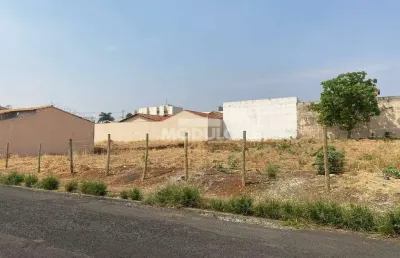 Terreno à venda na Rua Maria Quitéria, --, Umuarama, Uberlândia