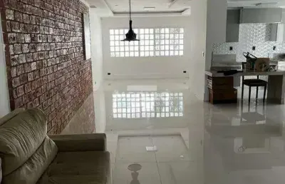 Excelente casa com fino acabamento vigilato pereira