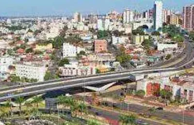 Terreno à venda na Avenida Anselmo Alves dos Santos, --, Saraiva, Uberlândia