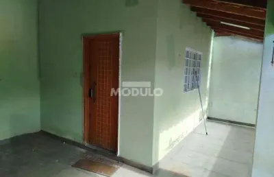 Casa residencial para locação, bairro granada com 3 quartos