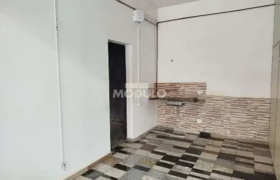 Ponto comercial para alugar na Avenida Carlos Gomes, --, Tubalina, Uberlândia