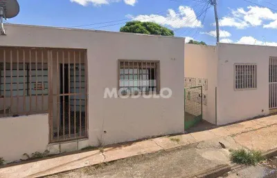 Casa residencial à venda, 2 quartos, santa rosa - uberlândia/mg