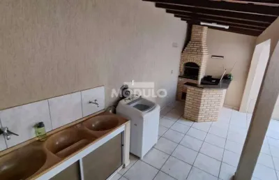 Casa com 3 quartos à venda na Rua Olga Melo Silva, --, Jardim Patrícia, Uberlândia