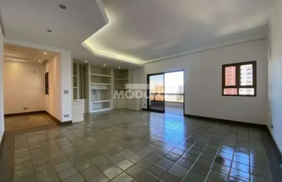 Excelente apartamento de 275 m² sendo 1 por andar na charmosa região do fundinho.