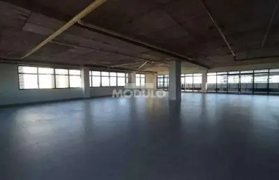Sala comercial para alugar na Avenida dos Vinhedos, --, Jardim Karaíba, Uberlândia