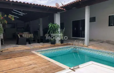 Casa residencial à venda, 3 quartos, 3 suítes, 2 vagas, jaragua - uberlândia/mg