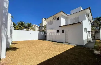 Casa residencial à venda, 4 quartos, 2 suítes, 3 vagas, jardim karaiba - uberlândia/mg