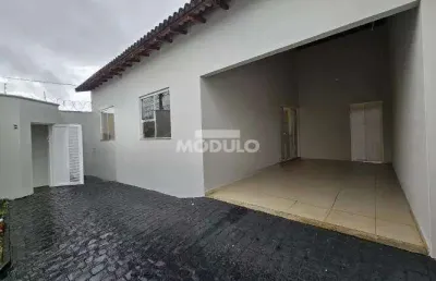 Casa residencial para locação bairro tibery com 3 quartos
