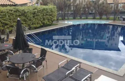 Apartamento com 2 quartos para alugar na Rua Ronan Mendonça Ribeiro, --, Alto Umuarama, Uberlândia