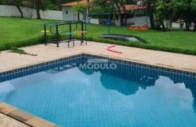 Chácara à venda, 4 quartos, 2 suítes, 8 vagas, brasil - uberlândia/mg