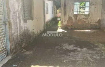 Terreno à venda na Rua Jorge Martins Pinto, --, Santa Mônica, Uberlândia