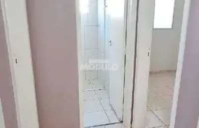 Apartamento com 2 quartos para alugar na Rua Luiz Fuad Abib, --, Shopping Park, Uberlândia