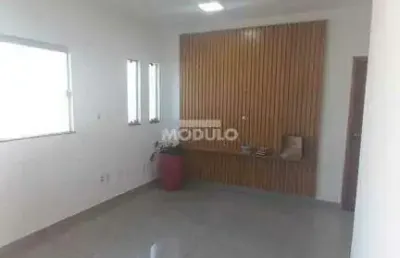 Casa comercial / residencial à venda, 3 quartos, 2 suítes, 4 vagas, jardim brasília - uberlândia/mg
