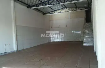 Barracão / Galpão / Depósito para alugar na Avenida Comendador Alexandrino Garcia, --, Marta Helena, Uberlândia