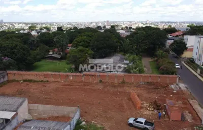 Terreno à venda na Rua Pio XII, --, Saraiva, Uberlândia
