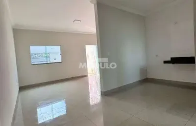 Casa residencial à venda, 2 quartos, 1 suíte, 2 vagas, jardim brasília - uberlândia/mg