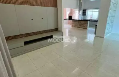 Casa de condomínio à venda, 3 quartos, 3 suítes, 3 vagas, aclimação - uberlândia/mg