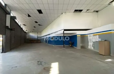 Ponto comercial para alugar na Avenida Rondon Pacheco, --, Brasil, Uberlândia