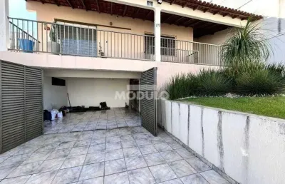 Casa residencial à venda, 3 quartos, 1 suíte, 4 vagas, santa mônica - uberlândia/mg