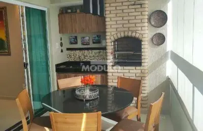Apartamento à venda, 3 quartos, 1 suíte, 2 vagas, santa mônica - uberlândia/mg