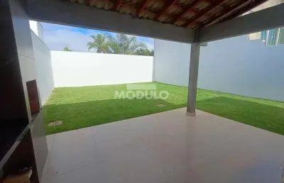 Casa residencial à venda, 3 quartos, 1 suíte, 2 vagas, shopping park - uberlândia/mg