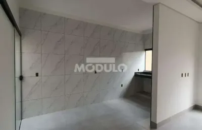 Casa com 3 quartos à venda na Rua Antônio Euripedes Supriano, --, Jardim Brasília, Uberlândia