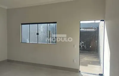 Casa residencial à venda, 2 quartos, 1 suíte, 2 vagas, jardim ipanema - uberlândia/mg