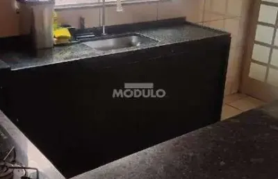 Casa residencial à venda, 3 quartos, 1 suíte, 3 vagas, jardim europa - uberlândia/mg
