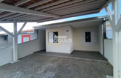 Casa em condomínio para locação, bairro aclimação com 2 quartos