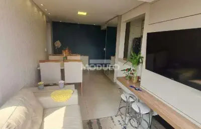 Apartamento à venda, 2 quartos, 1 suíte, 1 vaga, aclimação - uberlândia/mg