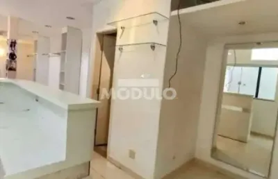 Casa comercial para alugar na Avenida Capitão Pedro Machado Silveira, --, Jardim Karaíba, Uberlândia