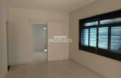 Casa comercial para alugar na Rua José Nonato Ribeiro, --, Cazeca, Uberlândia