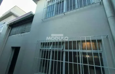 Casa residencial para locação no centro de uberlândia com 2 quartos