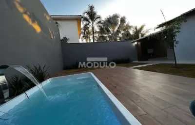 Casa residencial à venda, 3 quartos, 1 suíte, 1 vaga, martins - uberlândia/mg