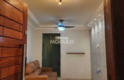 Casa residencial à venda, 3 quartos, 1 suíte, 3 vagas, granada - uberlândia/mg
