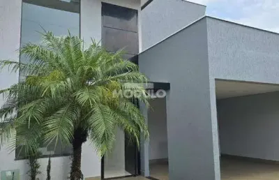 Casa residencial à venda, 3 quartos, 3 suítes, 3 vagas, jardim karaiba - uberlândia/mg