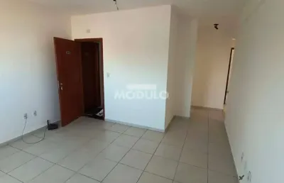 Apartamento para locação no bairro santa monica com 3 quartos