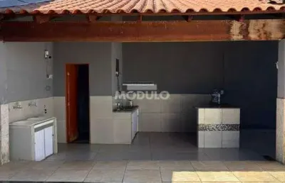 Casa residencial à venda, 2 quartos, 1 suíte, 3 vagas, jardim europa - uberlândia/mg