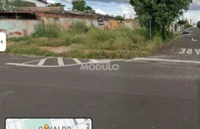 Terreno à venda na Avenida Fernando Vilela, --, Osvaldo Rezende, Uberlândia