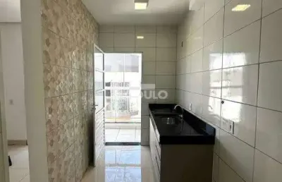 Apartamento para locação no bairro alto umuarama com 2 quartos