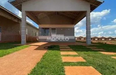 Casa residencial à venda, 2 quartos, 2 vagas, mansour iii - uberlândia/mg
