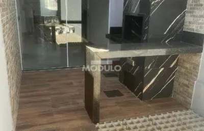 Casa residencial à venda, 2 quartos, 1 suíte, 2 vagas, jardim brasília - uberlândia/mg