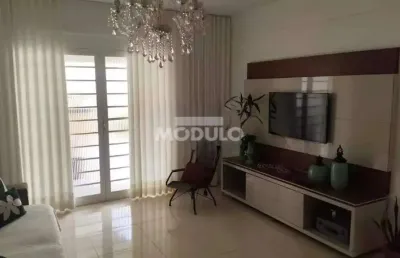Casa para locação, bairro vigilato pereira com 3 quartos