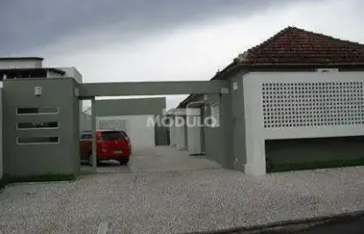 Sala comercial para alugar na Rua Augusto César, --, Fundinho, Uberlândia