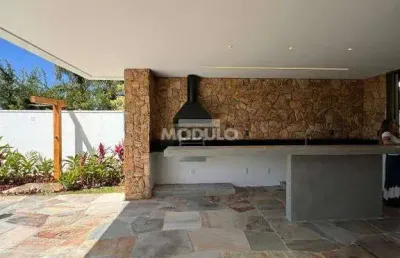 Casa residencial à venda, 5 quartos, 5 suítes, 6 vagas, nova uberlandia - uberlândia/mg