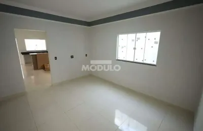 Casa residencial à venda, 3 quartos, 1 suíte, 2 vagas, santa rosa - uberlândia/mg