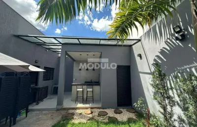 Casa residencial à venda, 2 quartos, 1 suíte, 3 vagas, osvaldo rezende - uberlândia/mg