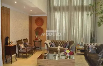 Casa residencial à venda, 3 quartos, 3 suítes, 2 vagas, vigilato pereira - uberlândia/mg