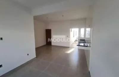 Casa residencial à venda, 2 quartos, 1 suíte, gsp life - uberlândia/mg